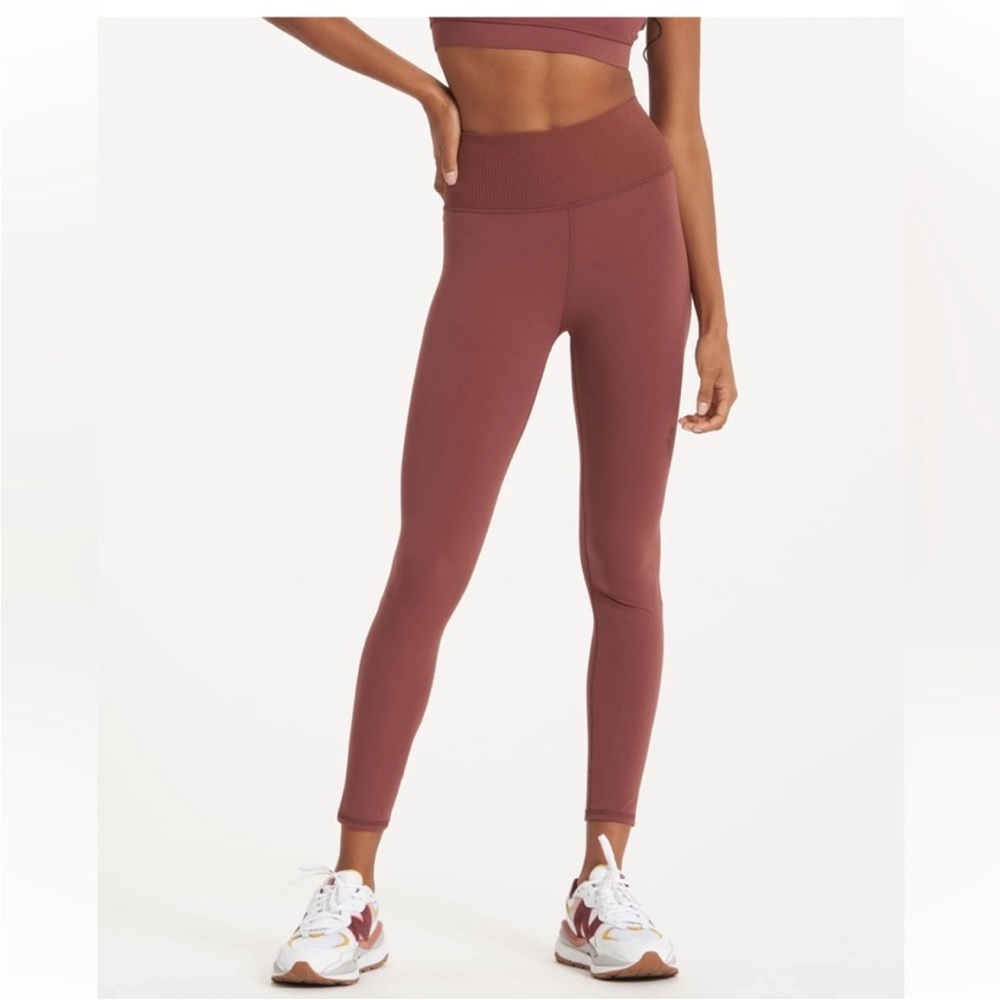 EUC Vuori Rib Studio Legging - Picture 2 of 6